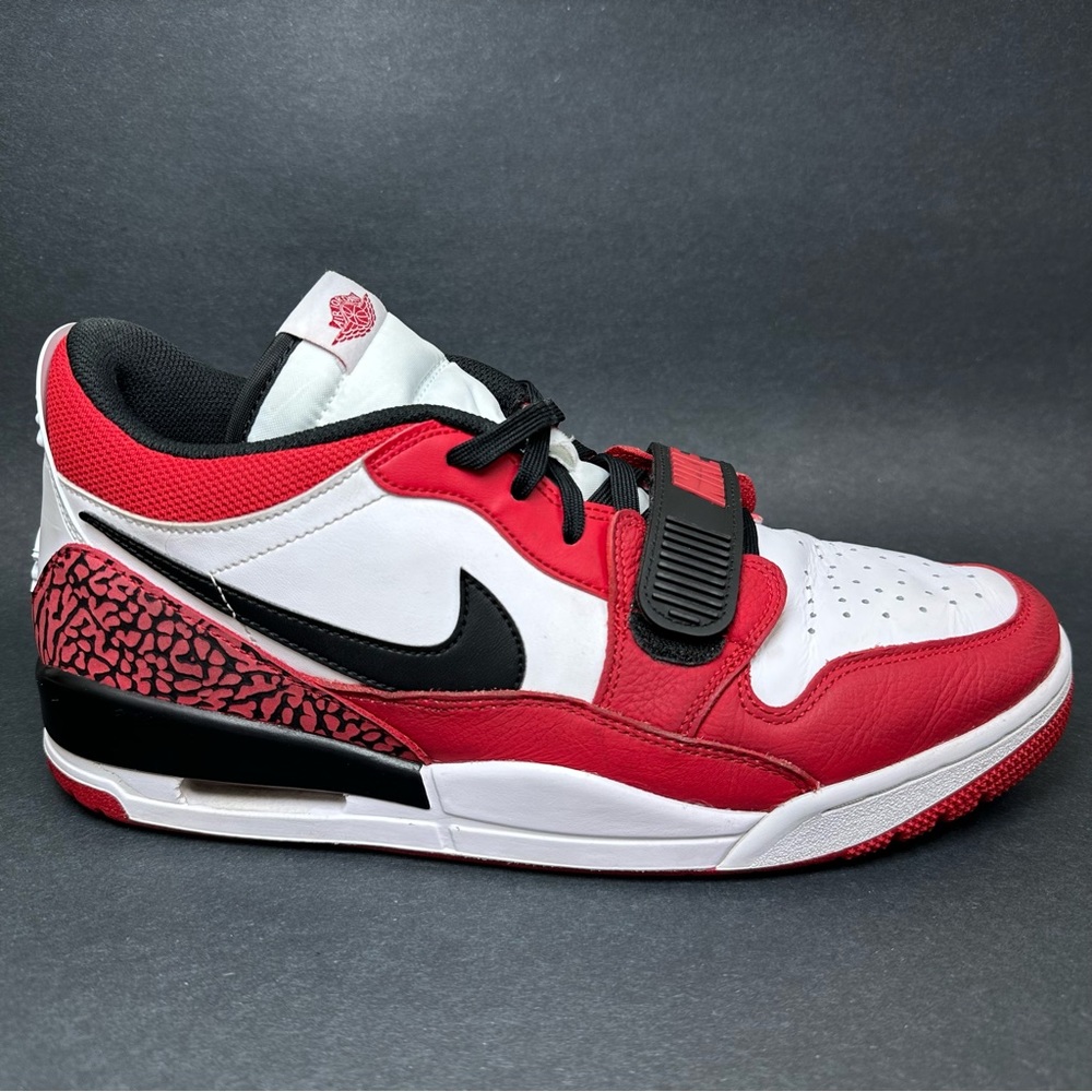 Nike Air Jordan Legacy 312 Low Size 11 Chicago White Black Gym Red CD70069 116